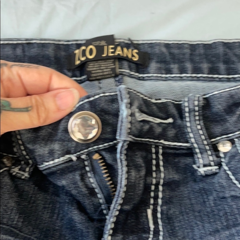Blue jeans - Picture 2 of 6
